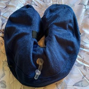 Pet inflatable collar